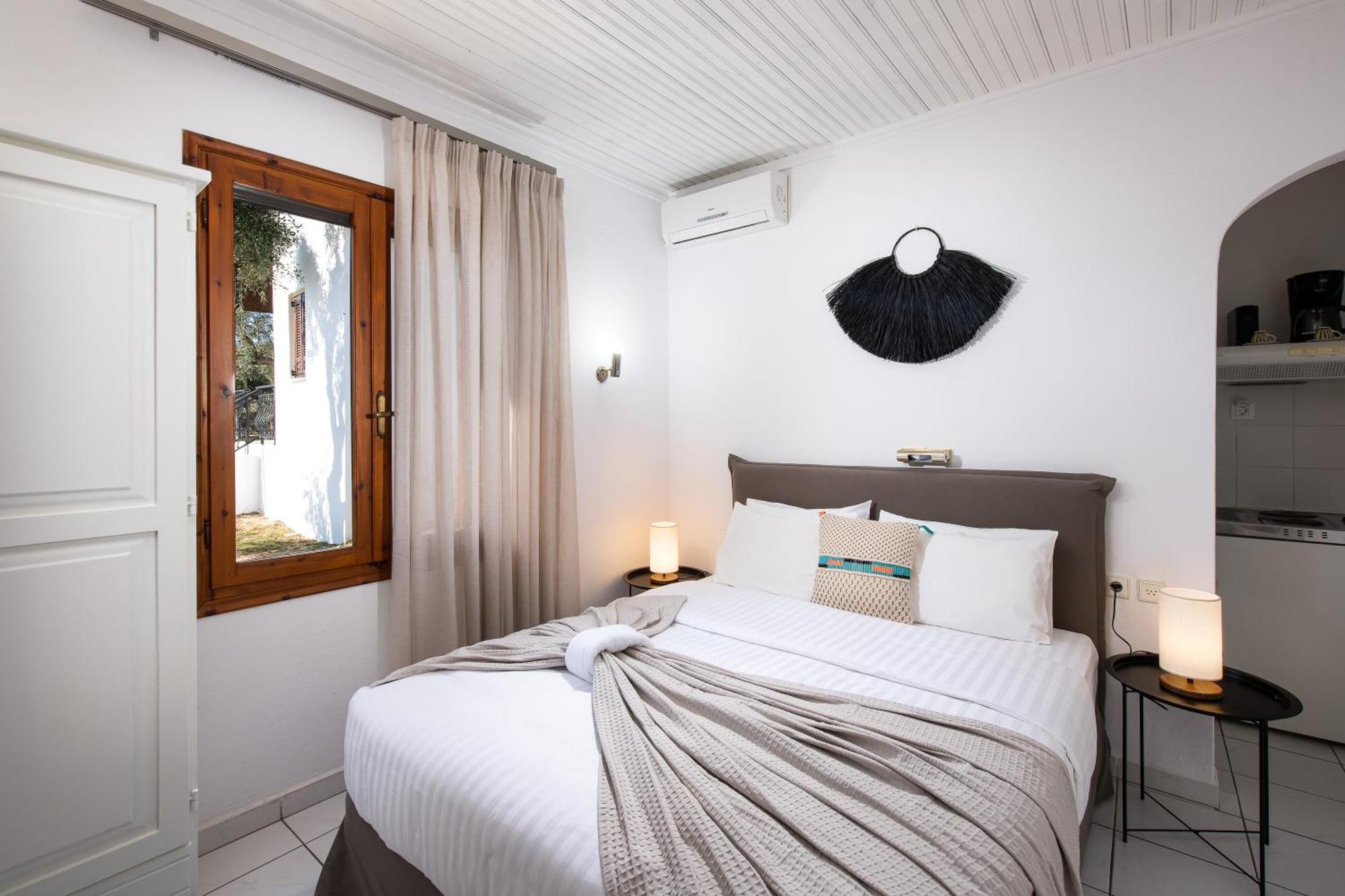 Aparthotel Acroterra - Easy Living à Alikí Extérieur photo